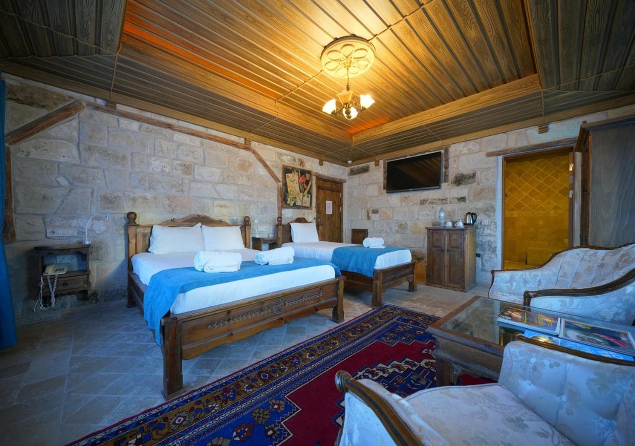 Shoestring Stone House Goreme Room photo